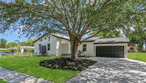 1365 LAKE DRIVE