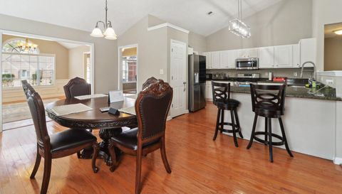 1627 Amhearst Walk Rd