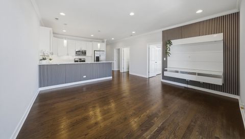 3234 N CENTRAL Avenue