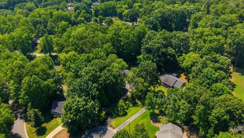 804 Salem Ct