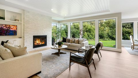 3941x White Oak Lane