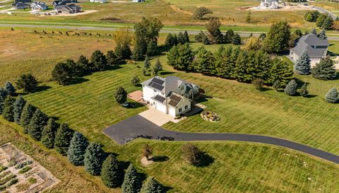 2728 Headland Court SW