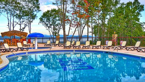 1146 Ridge Pointe Wy