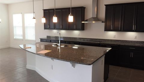 10424 WARRICK STREET