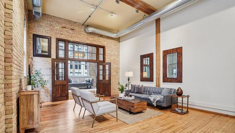 801 Washington Avenue N