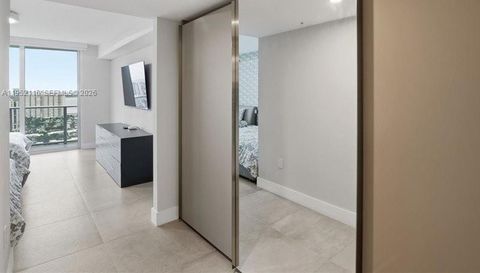 330 Sunny Isles Blvd