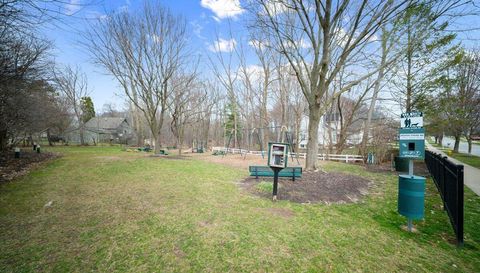 4299 Orchard Creek Dr SE