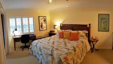 6303 SE Williamsburg Dr