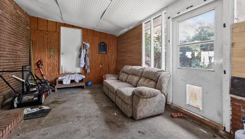 441 Sarah Dr