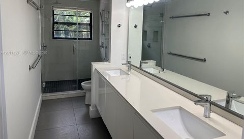 9871 52nd Ln