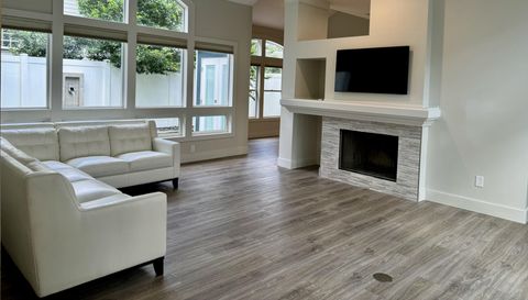 782 S Pennsylvania Ave