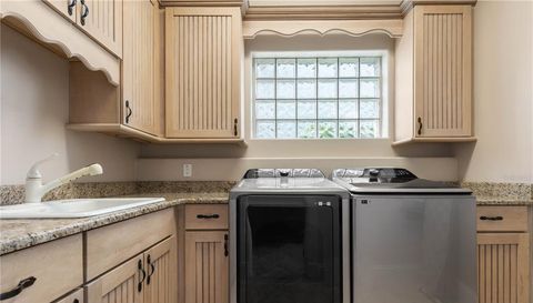 12 CINNAMON BEACH WAY