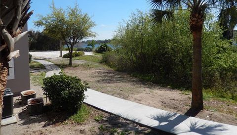 3478 Westchester Square