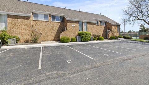 107 W Ticonderoga Dr #3E