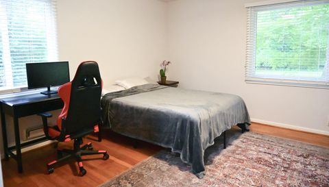 411 S Pleasant Ridge Rd