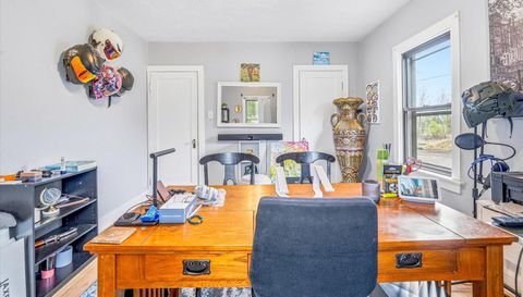 2533 Snelling Curve