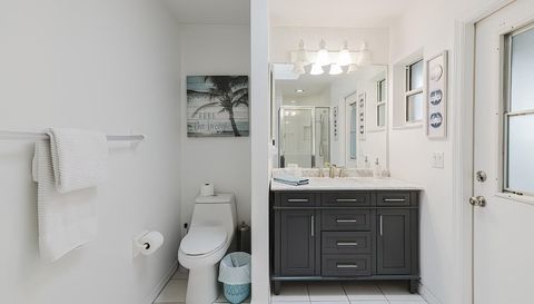 240 N Country Club Dr