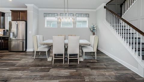 2554 CLAYMORE STREET