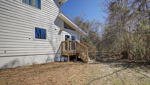 6611 Crooked Creek