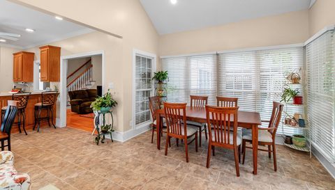 209 Southfork Ln