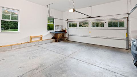 394 Kellwood Dr