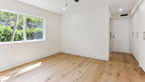 100 Edgewater Dr APT 142