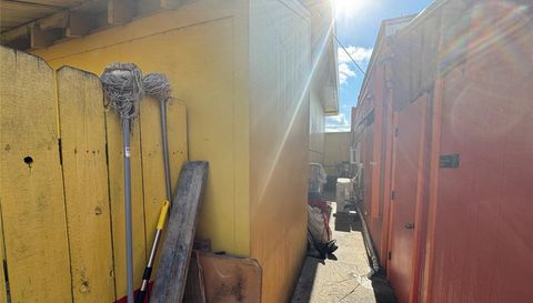 2202 - 2204 N Us Highway 281 Highway N