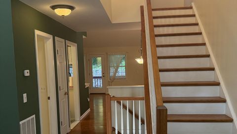 504 Carriage Dr