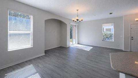 15342 OAK APPLE COURT