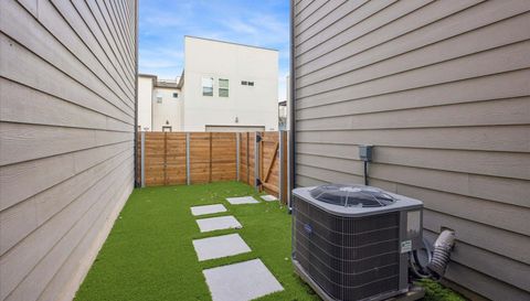 9015 Cattle Baron Path