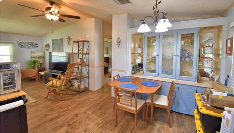 447 VILLAGE CIRCLE SW