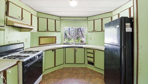 2012 S Rock Crusher Rd