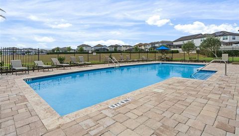 10037 AUSTRINA OAK