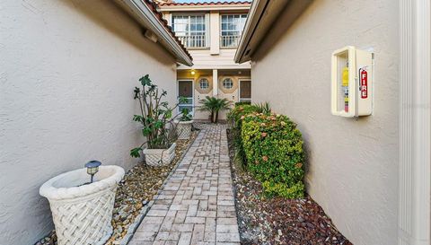 10808 CYPRESS GLEN