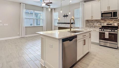 12538 Rangeland Blvd