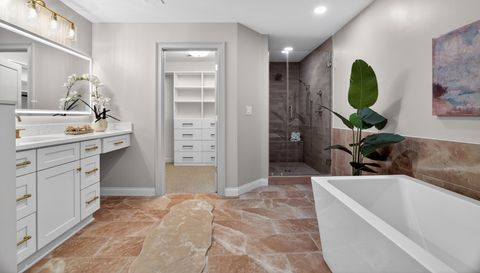 12080 Mountain Laurel Dr