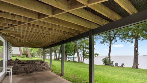 1725 White Cloud Drive N