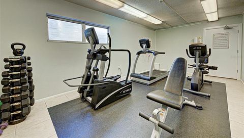 800 BENJAMIN FRANKLIN DRIVE