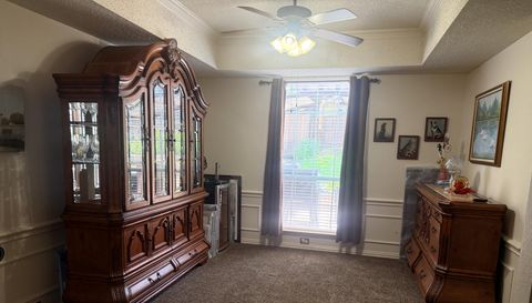 1086 Woodbriar Dr