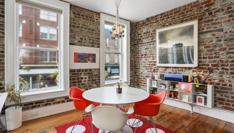 204 W Broughton St,