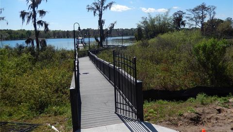 3478 Westchester Square