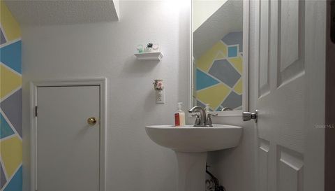 10740 KEYS GATE DRIVE