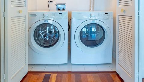 1600 S Prairie Avenue