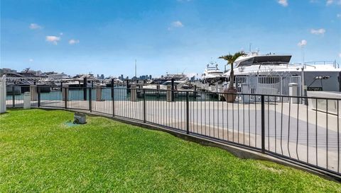 1413 Sunset Harbour Dr