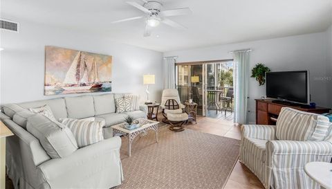 1150 Tarpon Center