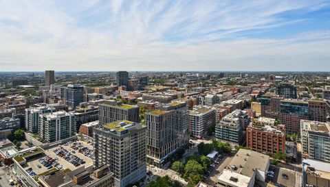 737 W Washington Boulevard