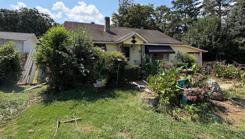 111 W Mimosa Dr