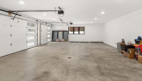 4929 Wild Rose Trail