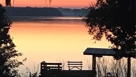 243 S CENTRAL AVENUE