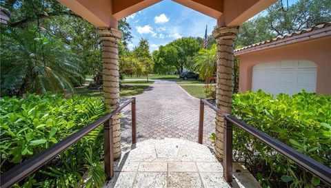 2015 Country Club Prado